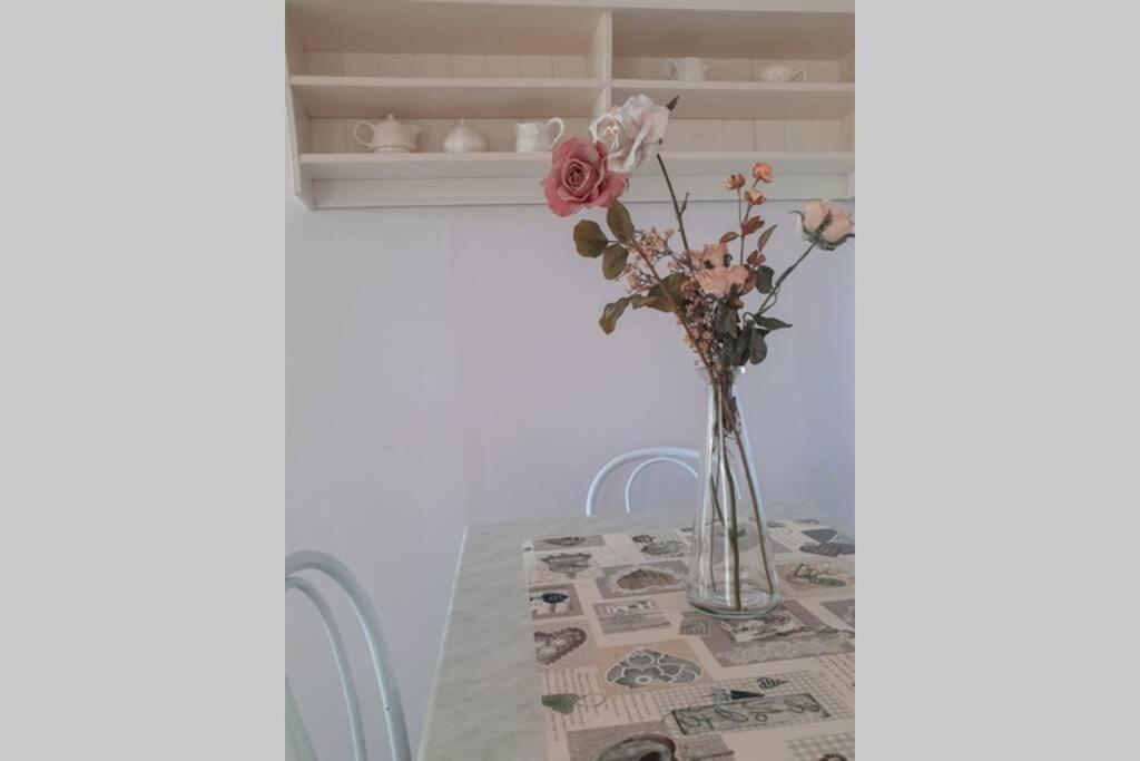 La Pineta - Delightful Small Apartment Near The City Center L'Aquila Exterior photo